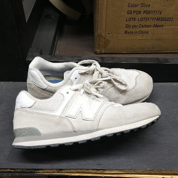 New Balance Kids Cream and Gray Sneakers - Picture 2 of 8